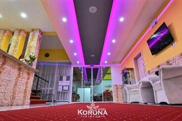 هتل Korona
