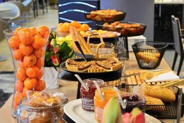 هتل Mercure Paris Ivry Quai De Seine