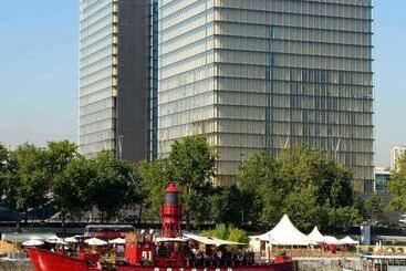 هتل Mercure Paris Ivry Quai De Seine