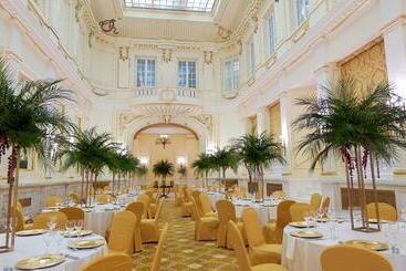 هتل Polonia Palace