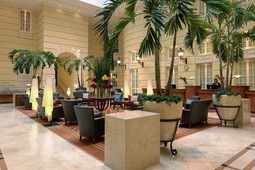 هتل Polonia Palace