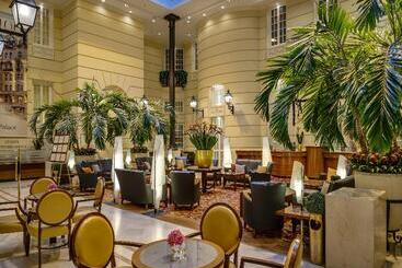 هتل Polonia Palace