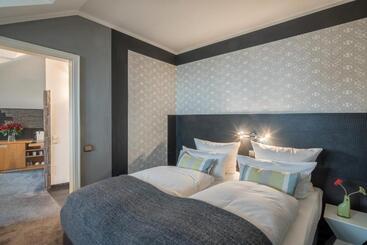 هتل Residenz Waldkrone Kühlungsborn
