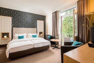 هتل Residenz Waldkrone Kühlungsborn