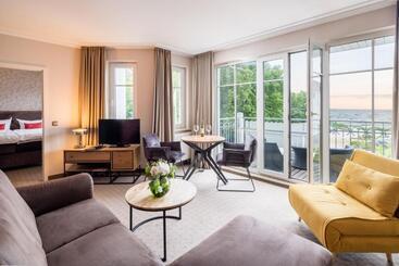 هتل Residenz Waldkrone Kühlungsborn