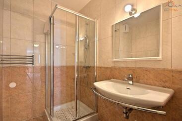 هتل Rotonda Inn Novigrad