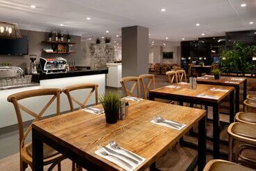 هتل Rydges Sydney Central