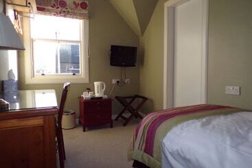 Shaftesbury Hotel Dundee