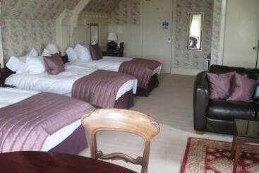 Shaftesbury Hotel Dundee