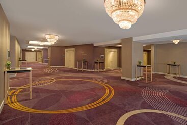 هتل Sheraton Grand Warsaw