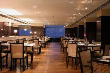 호텔 Taj Lands End