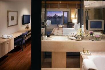 호텔 Taj Lands End