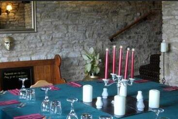 هتل The Bird In Hand Inn, Witney