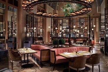 هتل The Ritzcarlton, Millenia Singapore