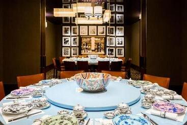 هتل The Ritzcarlton, Millenia Singapore
