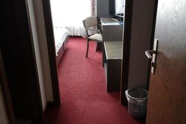 בית מלון כפרי Zum Mückenberger Hof