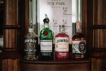 Roe Park Resort