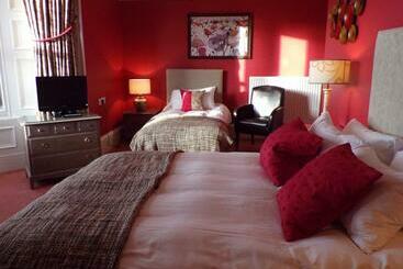 Shaftesbury Hotel Dundee