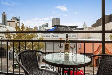 Best Western Northbridge Apartments