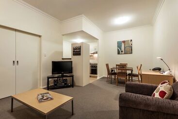 Best Western Northbridge Apartments
