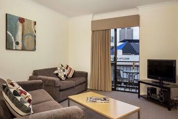 Best Western Northbridge Apartments