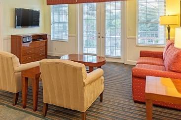 استراحتگاه Hilton Vacation Club Grand Beach Orlando