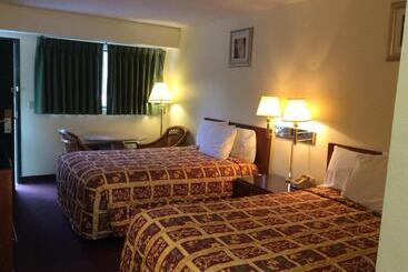 酒店 Days Inn By Wyndham York Alabama