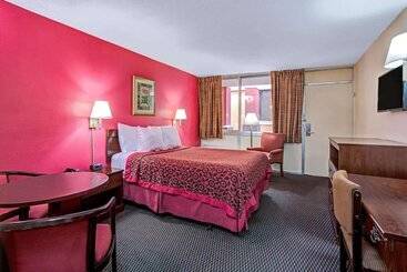 酒店 Days Inn By Wyndham York Alabama