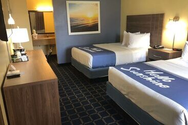 酒店 Days Inn By Wyndham York Alabama