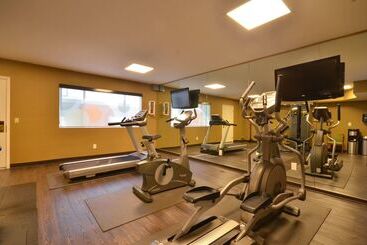 هتل Best Western The Inn & Suites Pacific Grove