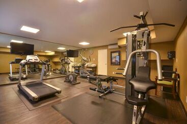هتل Best Western The Inn & Suites Pacific Grove