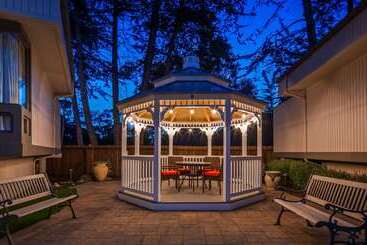 هتل Best Western The Inn & Suites Pacific Grove