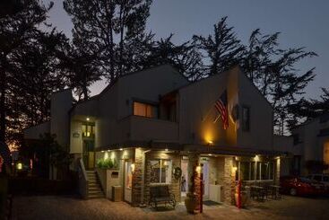 هتل Best Western The Inn & Suites Pacific Grove