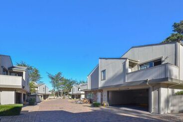 هتل Best Western The Inn & Suites Pacific Grove