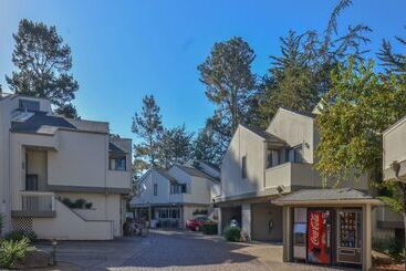 هتل Best Western The Inn & Suites Pacific Grove