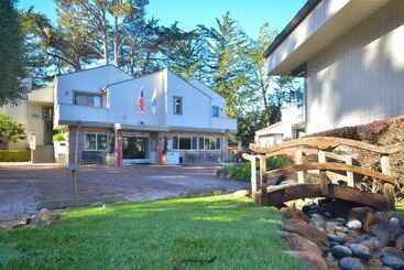 هتل Best Western The Inn & Suites Pacific Grove