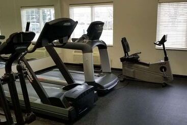 هتل Country Inn & Suites By Radisson Kalamazoo Mi