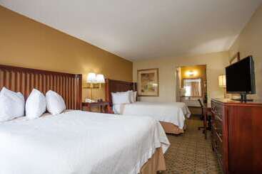 هتل Days Inn By Wyndham Daytona Beach Speedway