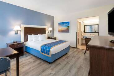 هتل Days Inn By Wyndham Grants