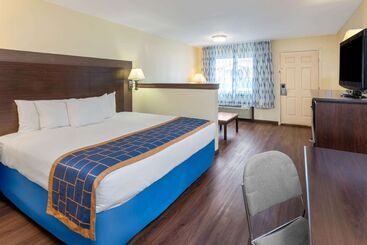 هتل Days Inn By Wyndham Grants