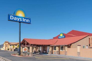 هتل Days Inn By Wyndham Grants
