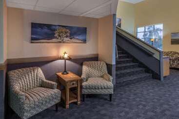 هتل Days Inn By Wyndham Great Falls