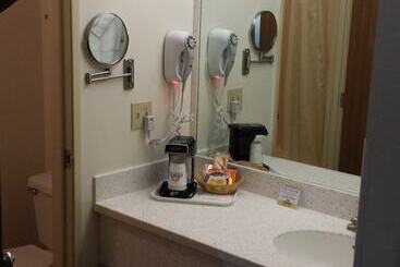 هتل Days Inn By Wyndham Great Falls