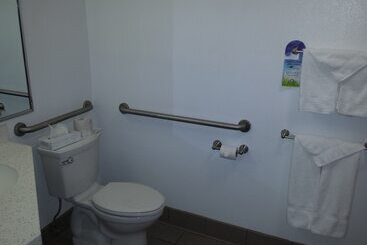 هتل Days Inn By Wyndham Great Falls