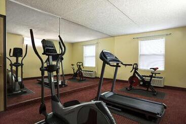 Hotel Days Inn By Wyndham Park City Kansas