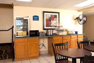 Hotel Days Inn By Wyndham Park City Kansas