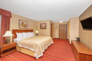 هتل Days Inn By Wyndham Salina I70
