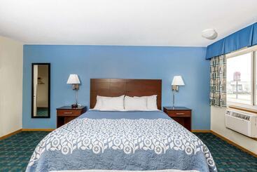 هتل Days Inn By Wyndham Sioux City