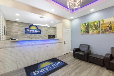 هتل Days Inn By Wyndham Ukiah