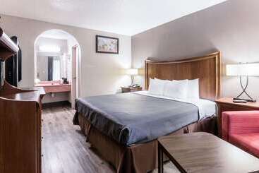هتل Econo Lodge